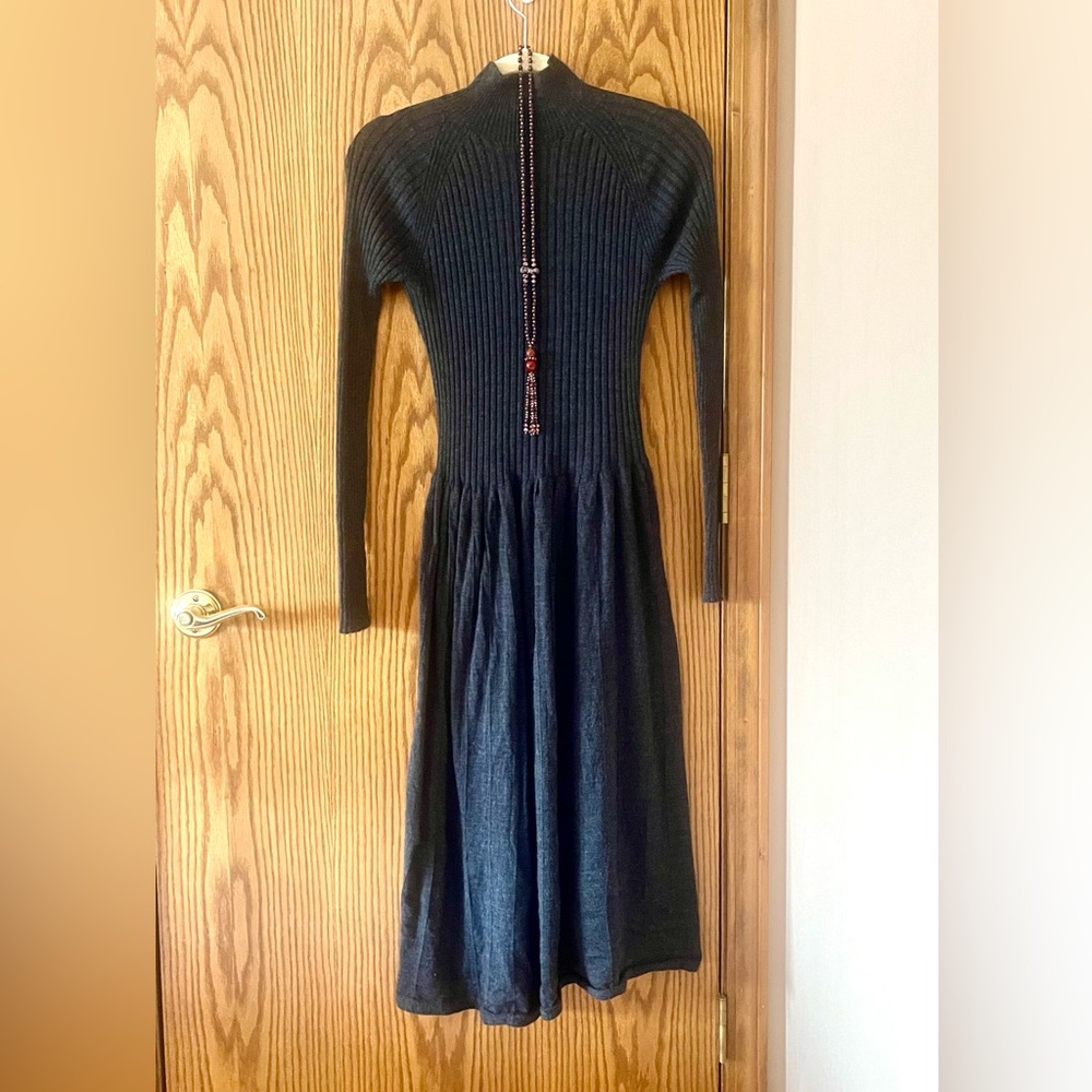 Uniqlo Extra Fine Merino Ribbed Long Sleeve Dress Sz M